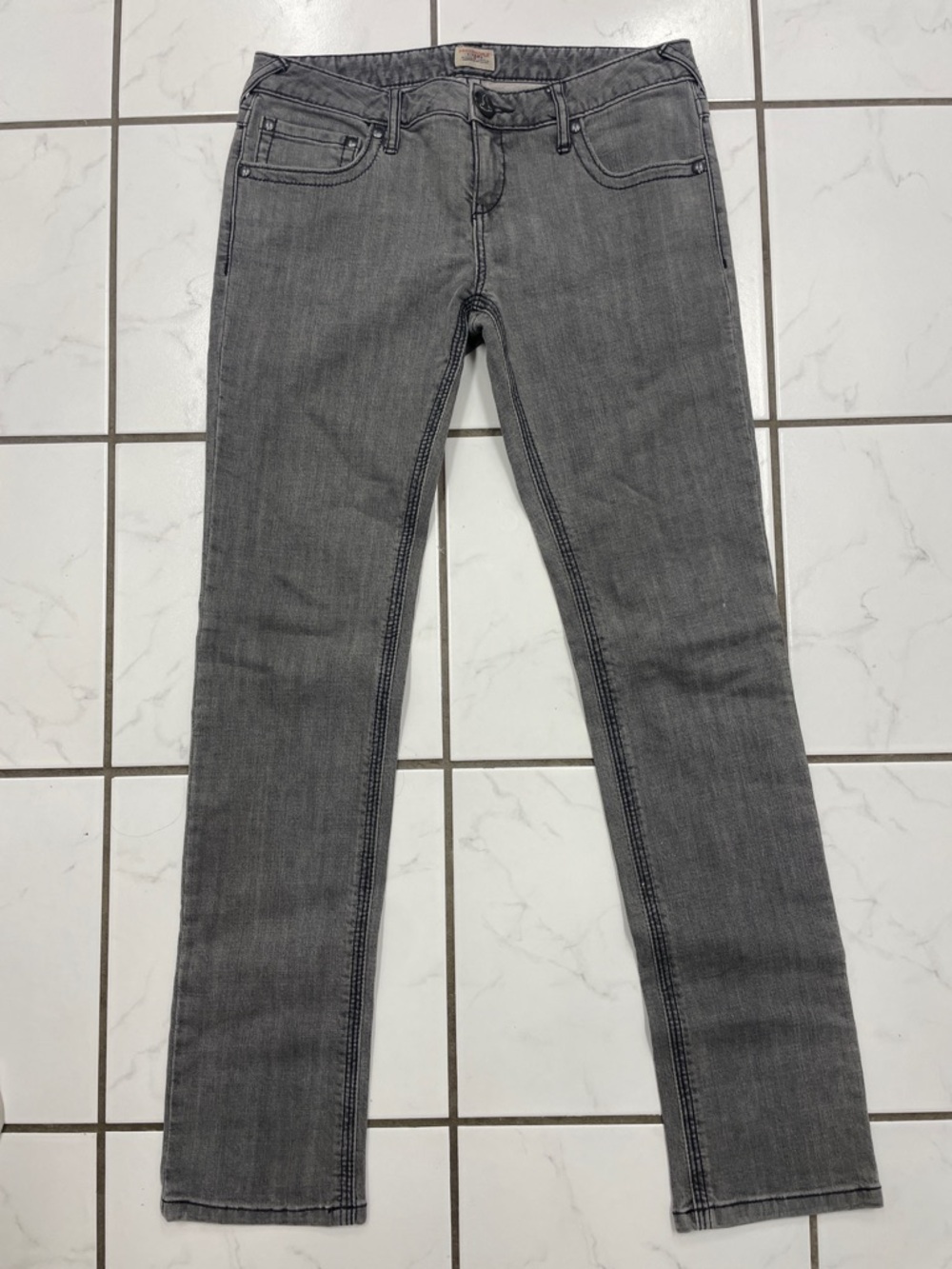 Free People Y2K Distressed Black Denim Skinny Jeans Size Women’s 29